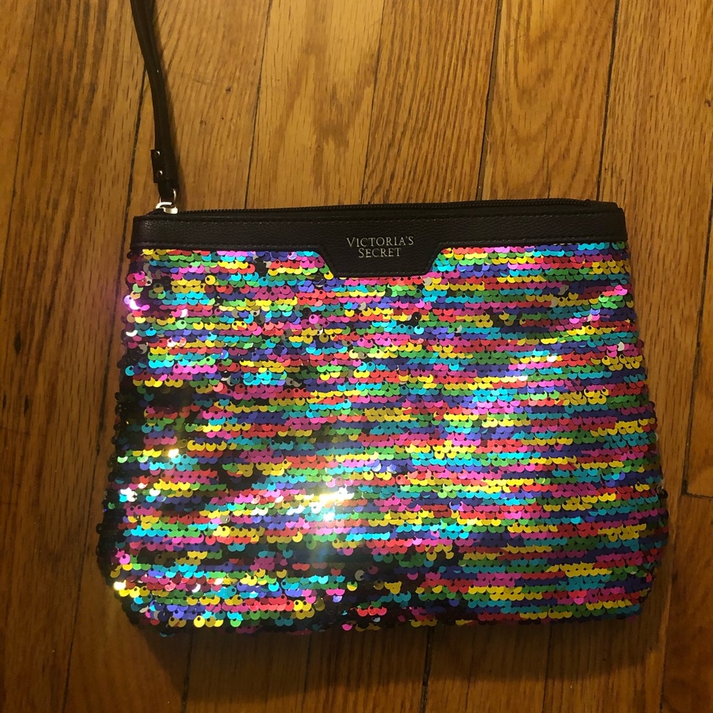 (Victoria’s Secret) Sequins Clutch